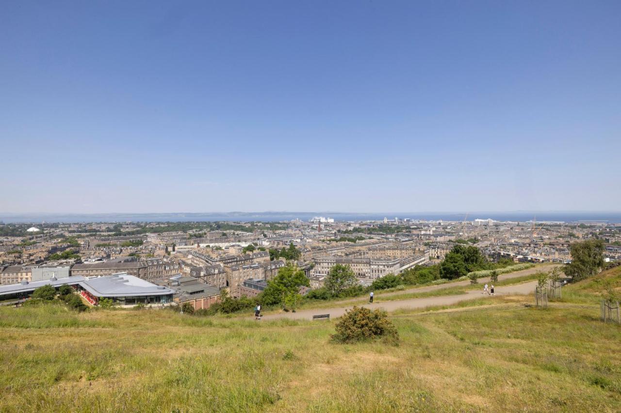 Charming Studios Near Holyrood Park & Calton Hill Edinburgh Buitenkant foto