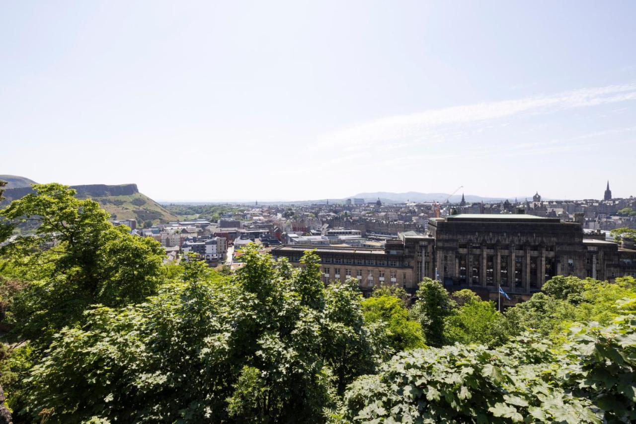 Charming Studios Near Holyrood Park & Calton Hill Edinburgh Buitenkant foto