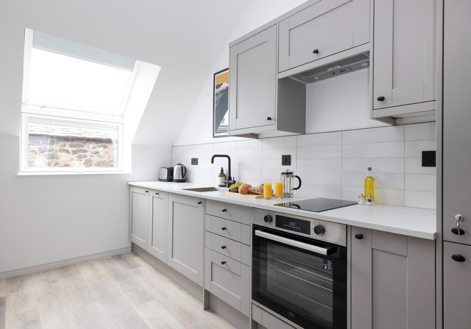 Charming Studios Near Holyrood Park & Calton Hill EDI Kamer foto