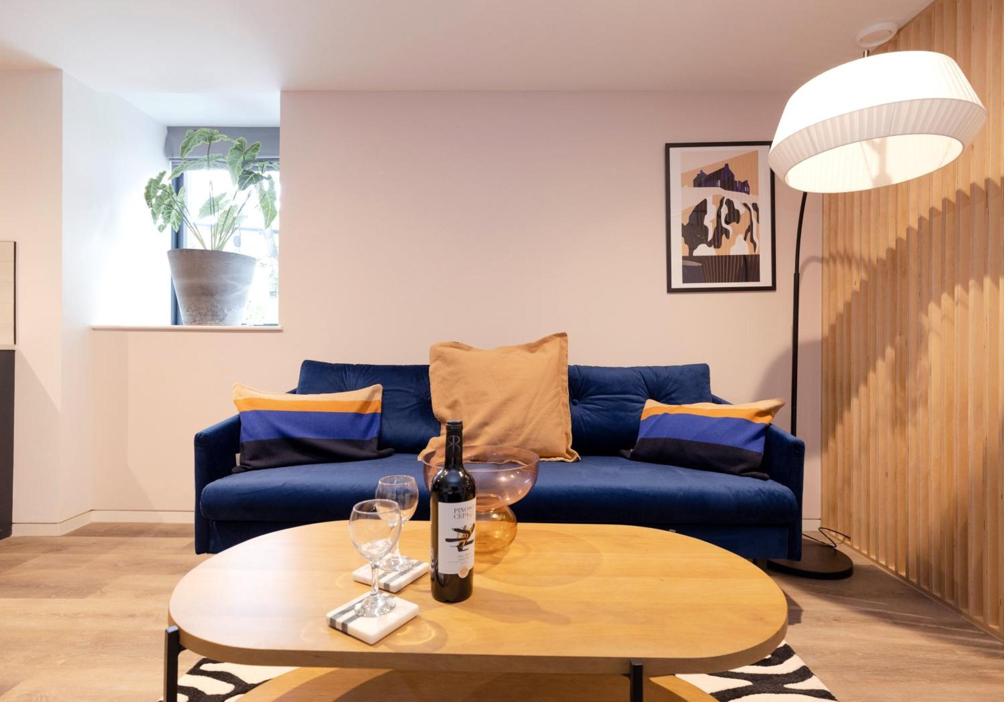 Charming Studios Near Holyrood Park & Calton Hill EDI Kamer foto