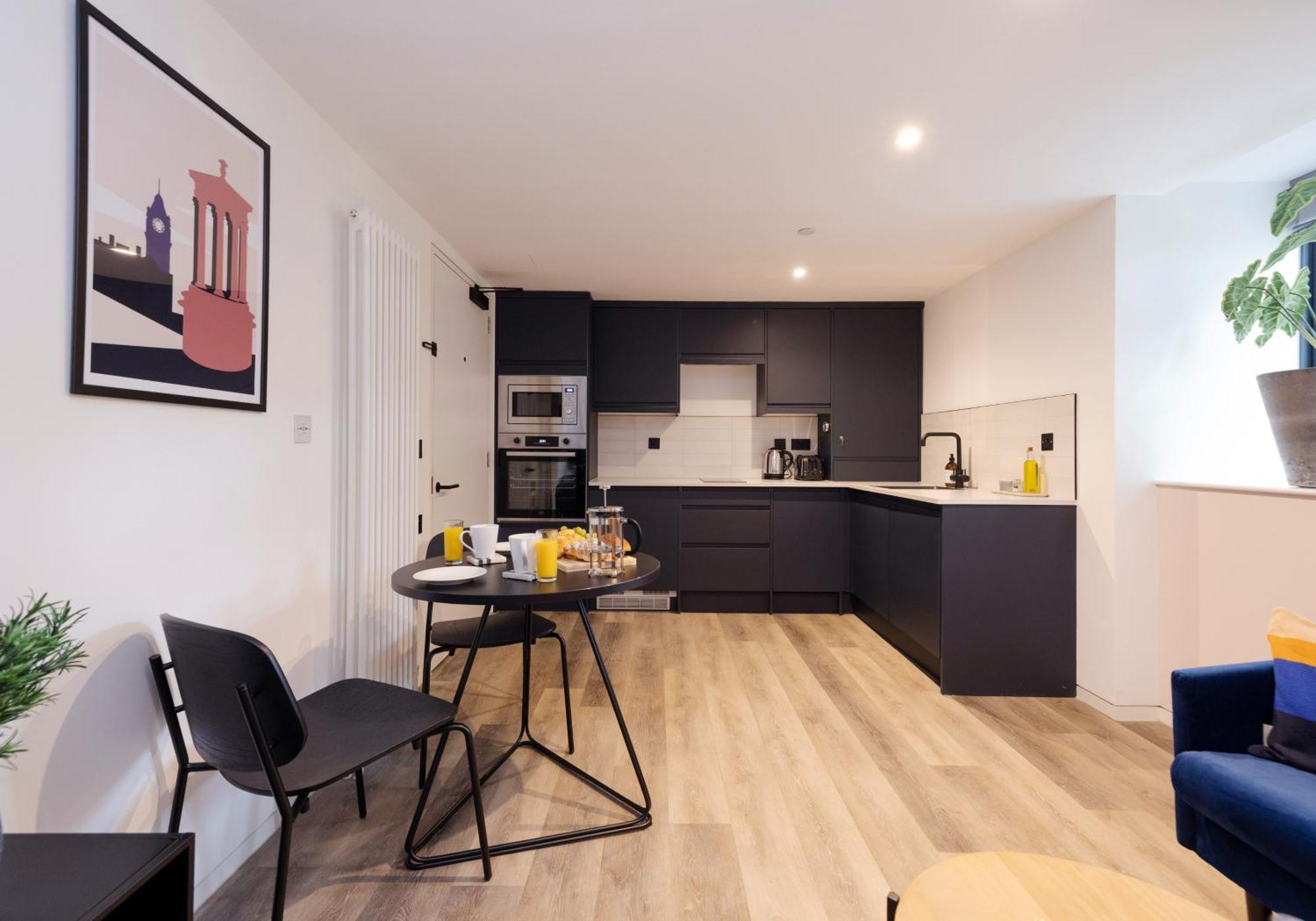 Charming Studios Near Holyrood Park & Calton Hill EDI Kamer foto