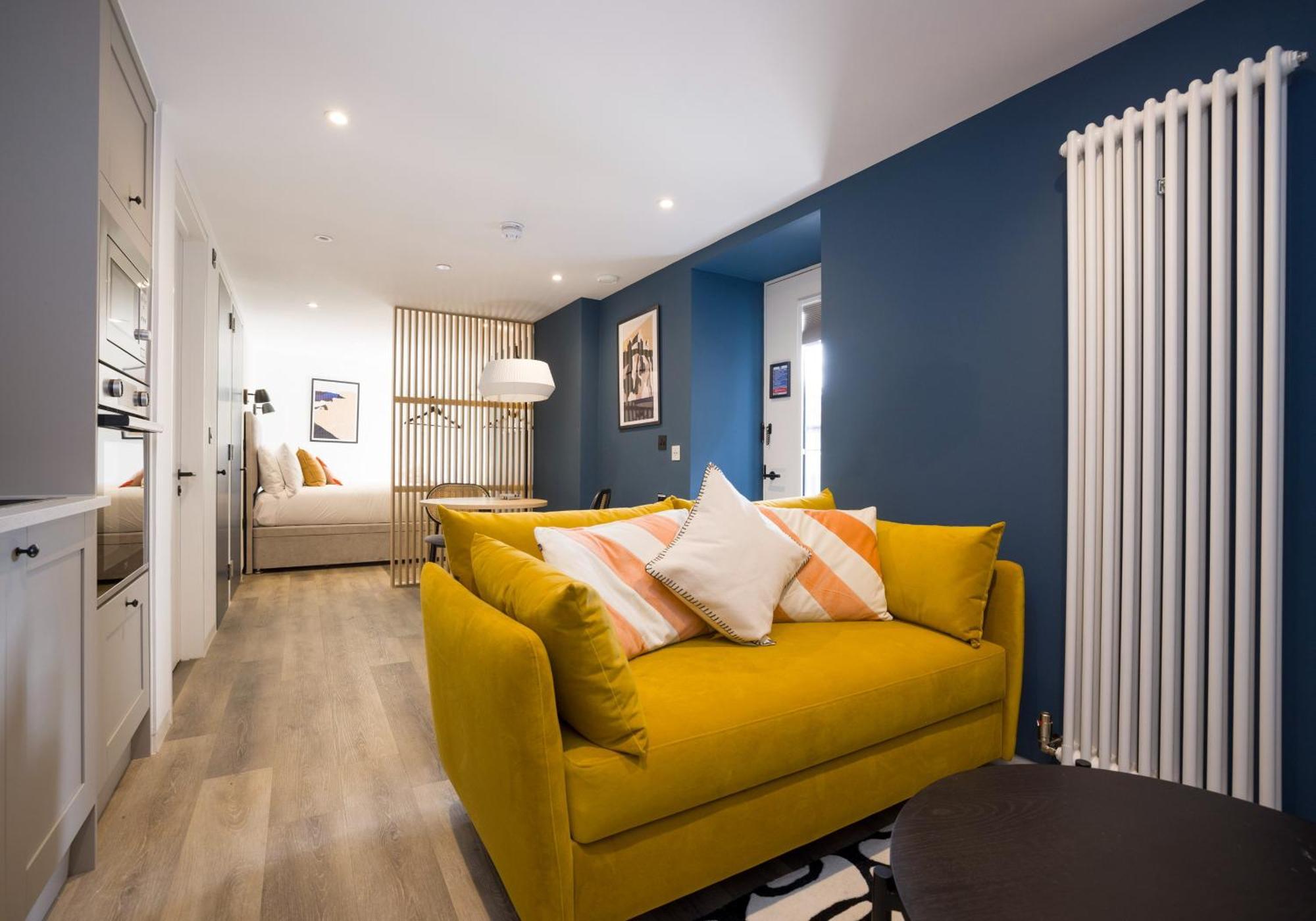 Charming Studios Near Holyrood Park & Calton Hill EDI Kamer foto