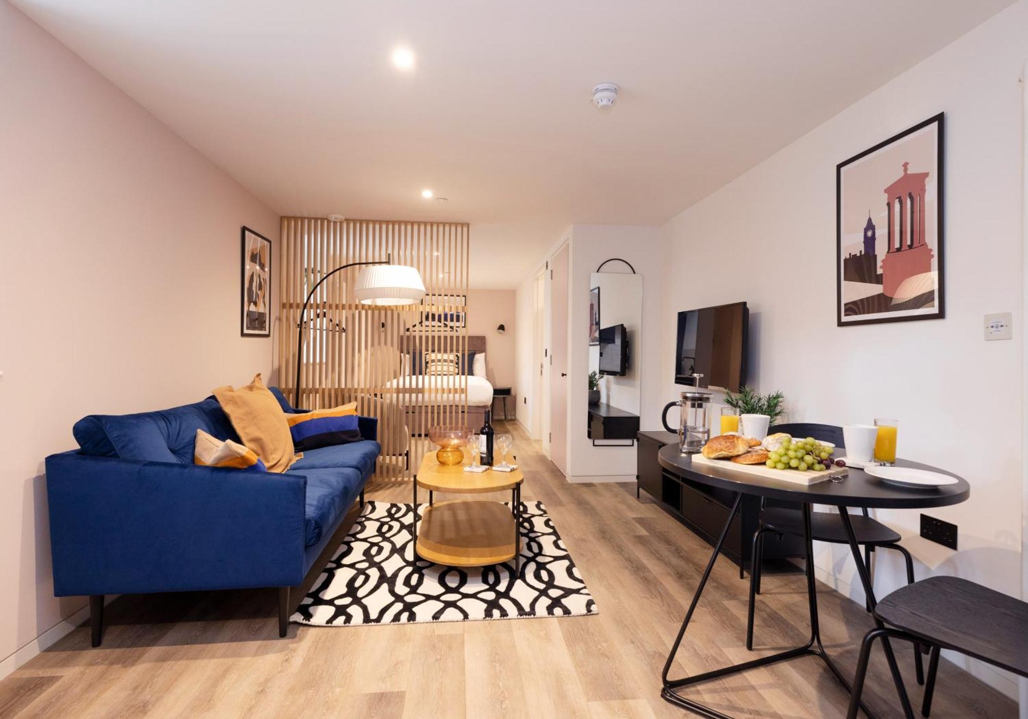 Charming Studios Near Holyrood Park & Calton Hill EDI Kamer foto