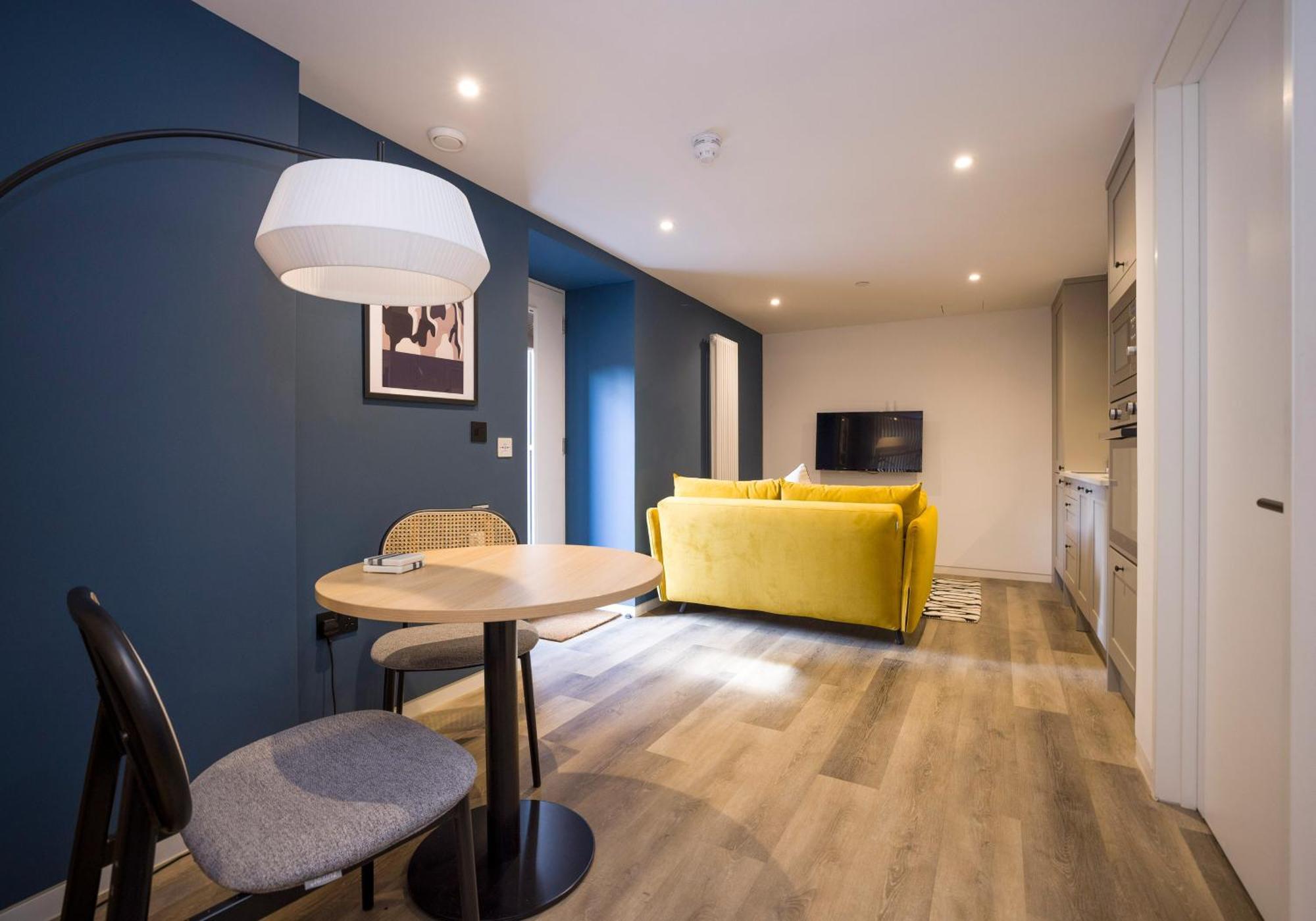 Charming Studios Near Holyrood Park & Calton Hill EDI Kamer foto
