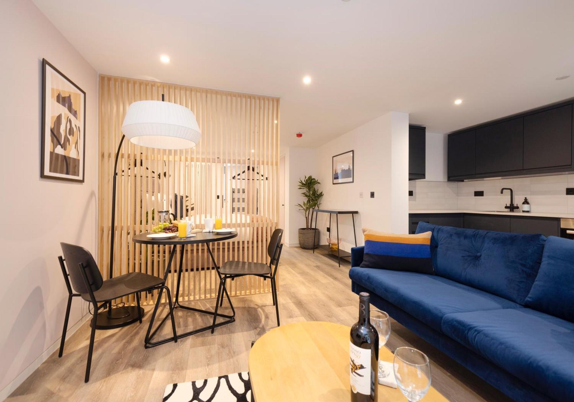 Charming Studios Near Holyrood Park & Calton Hill EDI Kamer foto