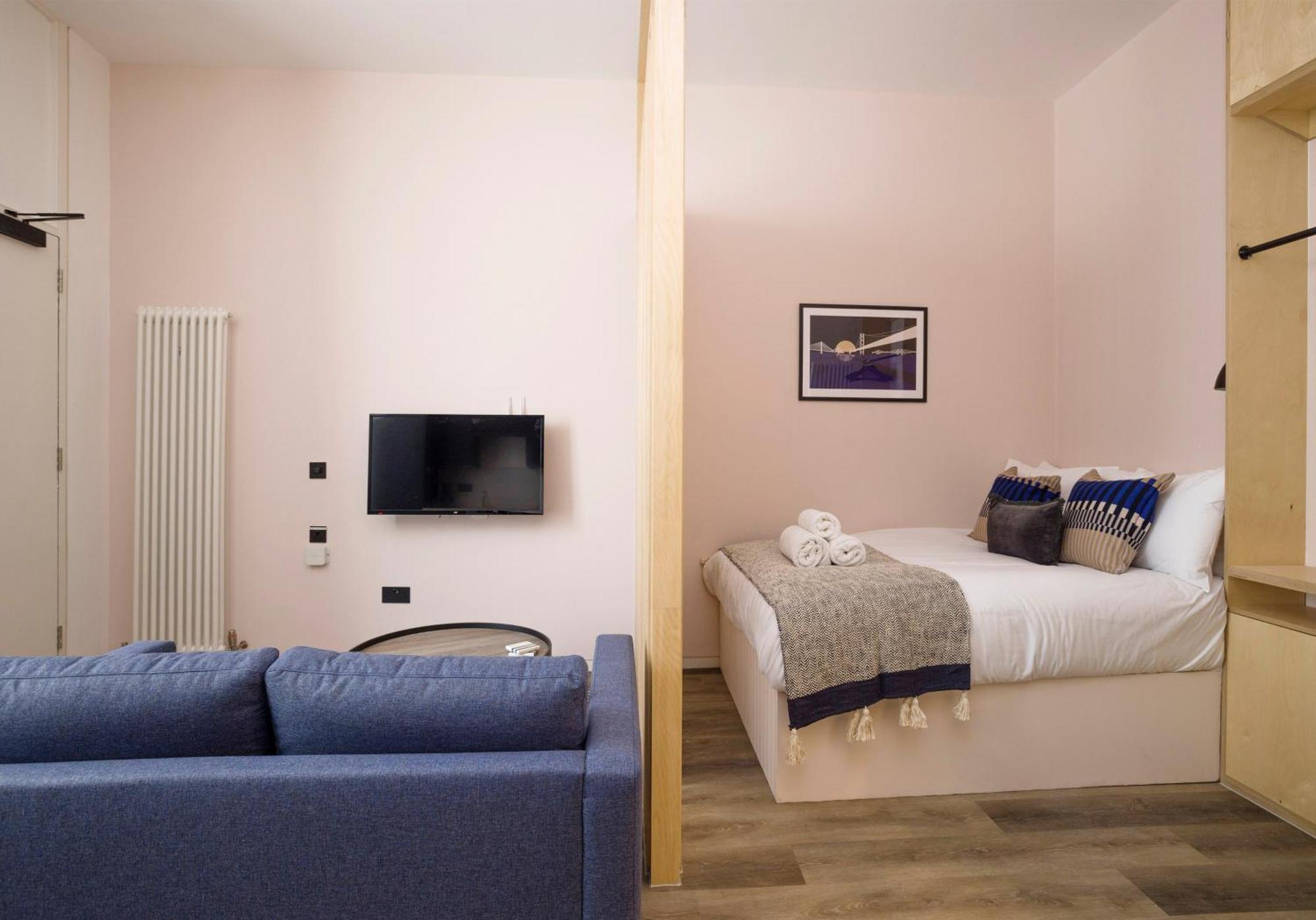 Charming Studios Near Holyrood Park & Calton Hill EDI Kamer foto